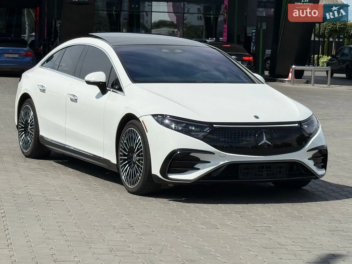 2022 Mercedes-Benz EQS - мініатюра 11