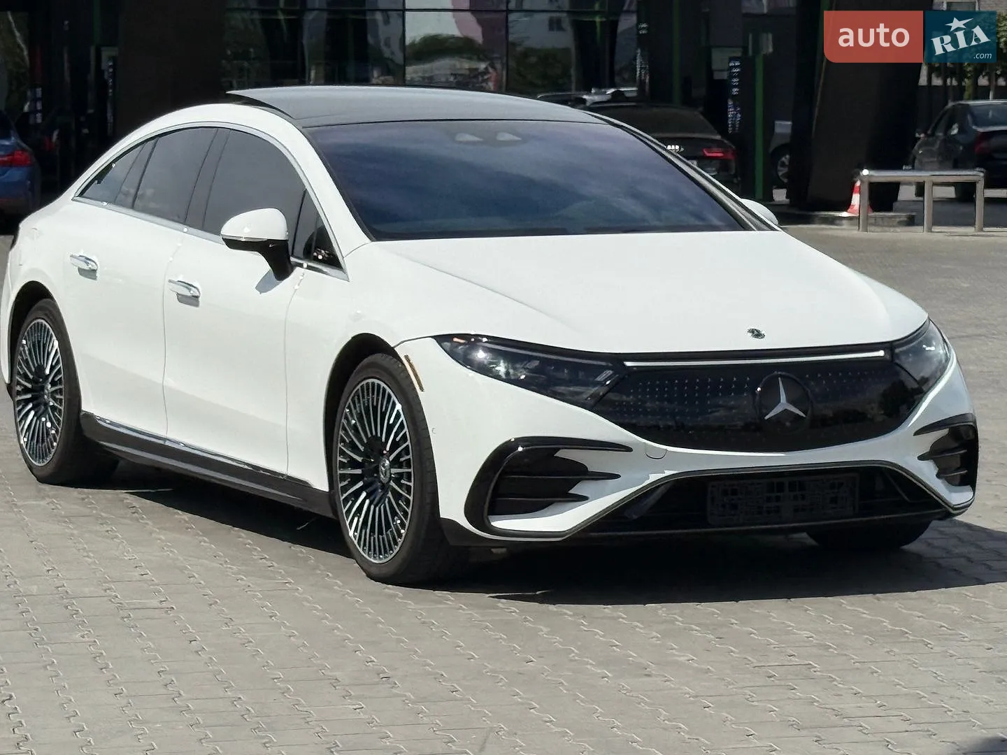 2022 Mercedes-Benz EQS - мініатюра 12