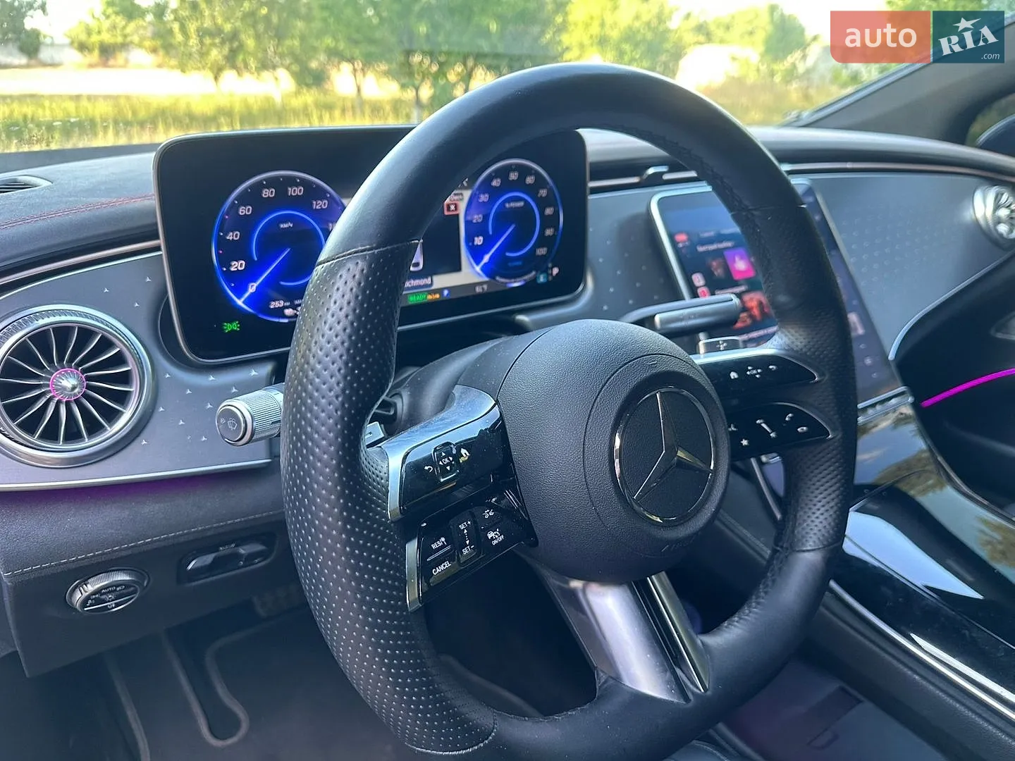2022 Mercedes-Benz EQS - мініатюра 10