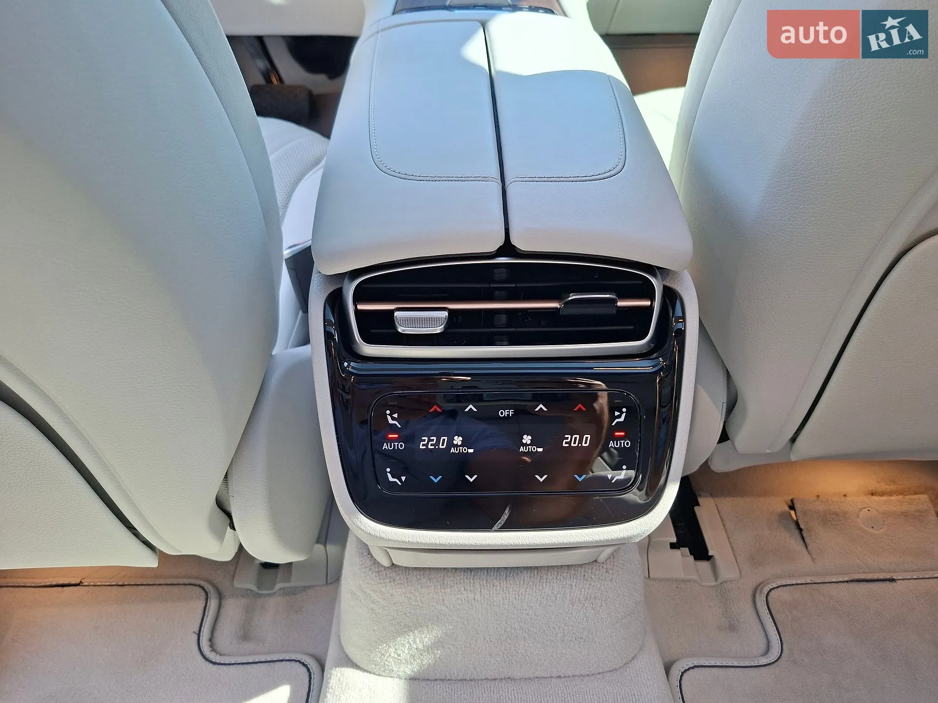 2022 Mercedes-Benz EQS - мініатюра 27
