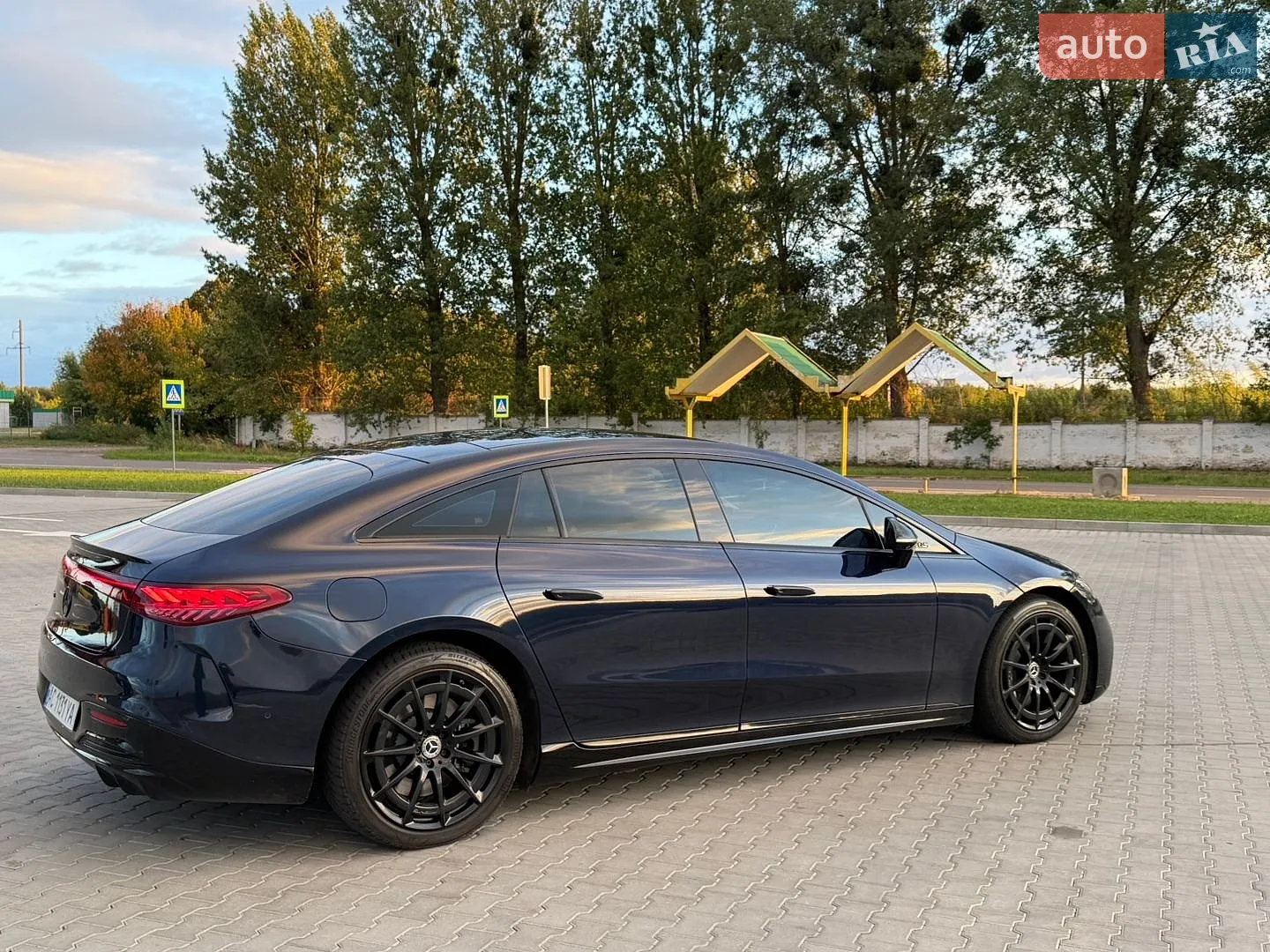 2021 Mercedes-Benz EQS - мініатюра 15