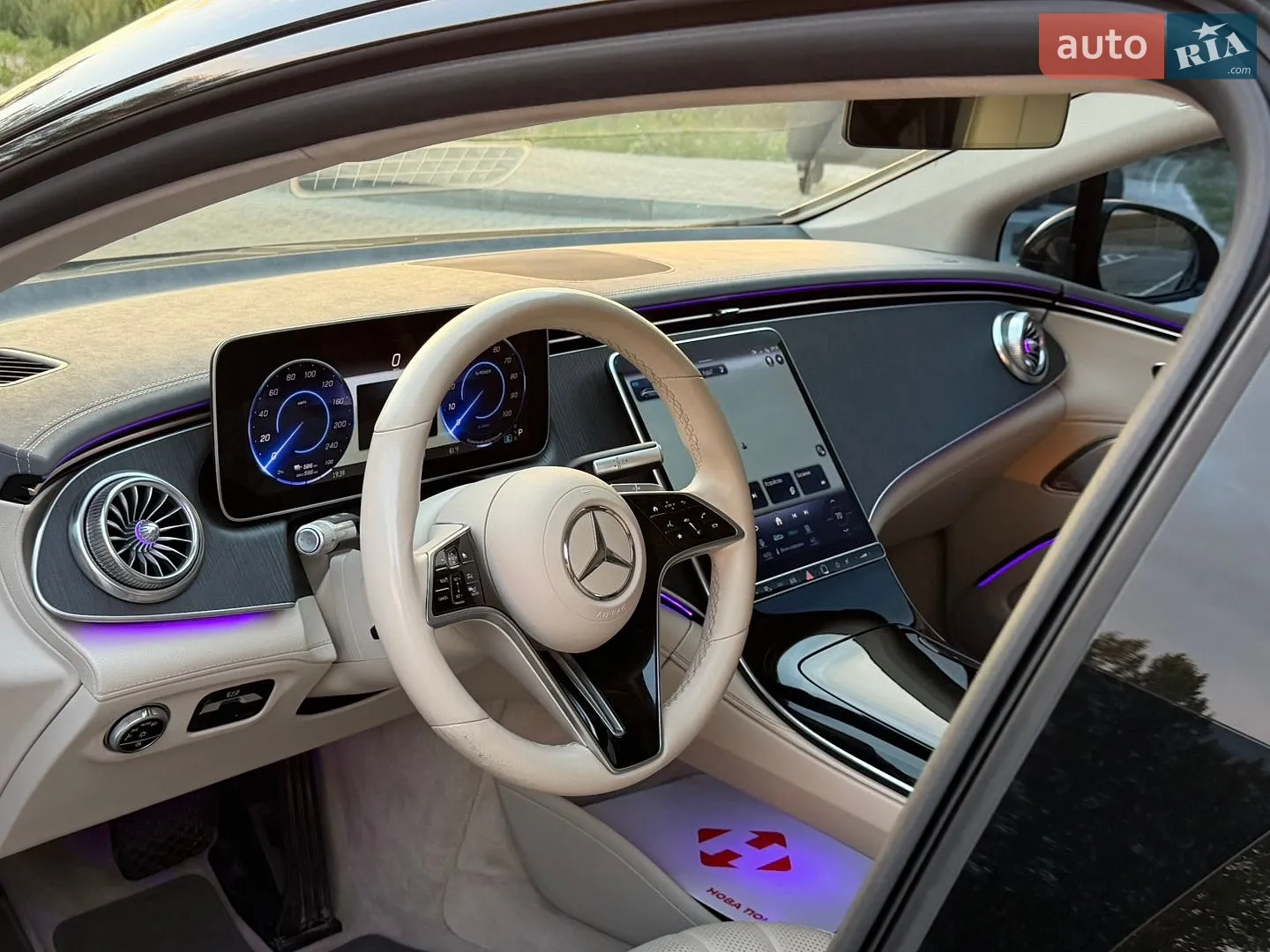 2021 Mercedes-Benz EQS - мініатюра 24