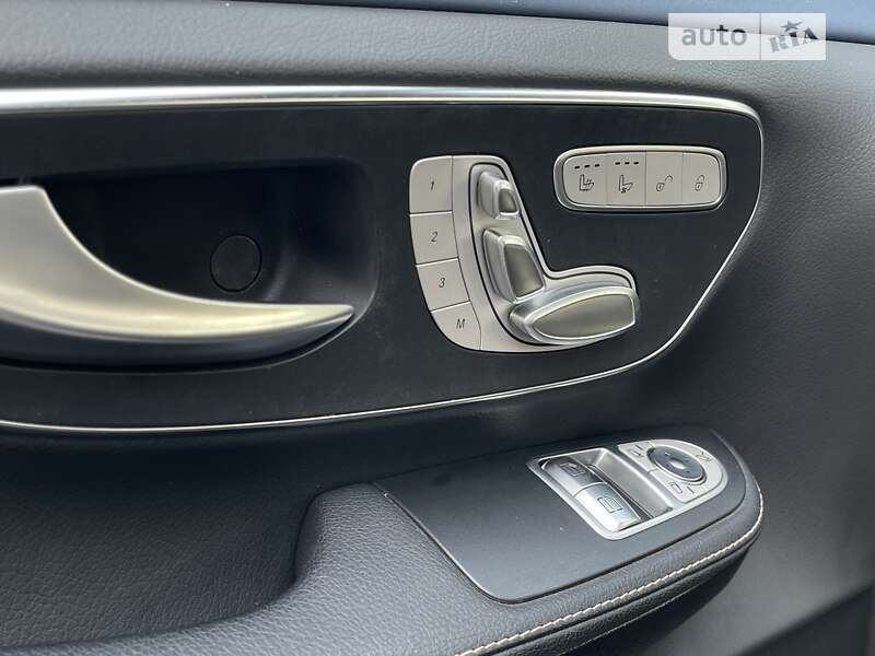 Минивэн Mercedes-Benz EQV 2022 в Киеве