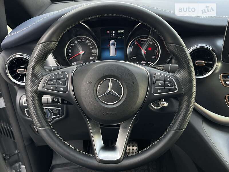 Минивэн Mercedes-Benz EQV 2022 в Киеве