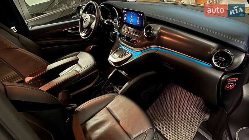 Минивэн Mercedes-Benz EQV 2020 в Киеве