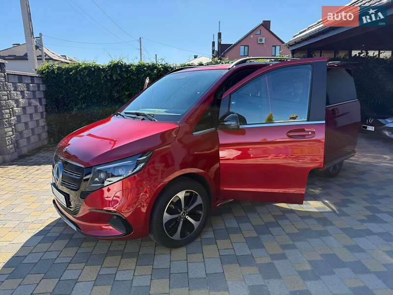 Минивэн Mercedes-Benz EQV 2024 в Ровно