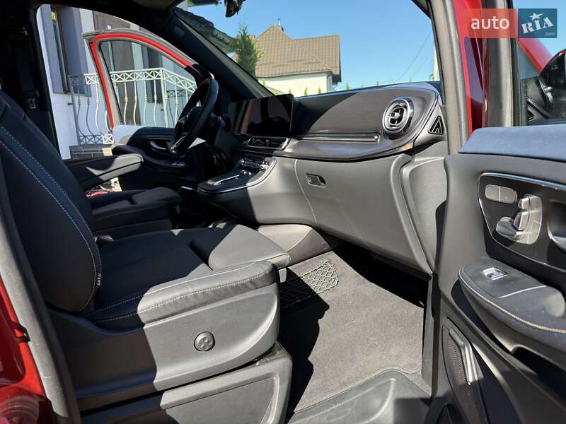 Минивэн Mercedes-Benz EQV 2024 в Ровно