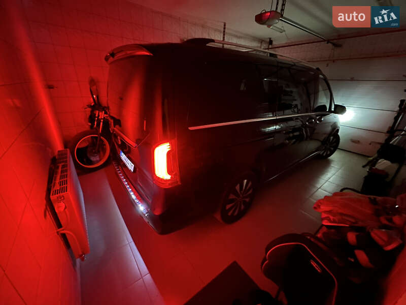 Минивэн Mercedes-Benz EQV 2021 в Ровно