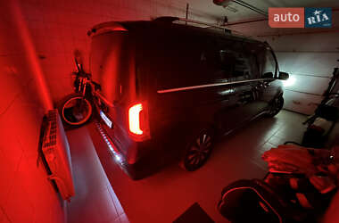 Мінівен Mercedes-Benz EQV 2021 в 