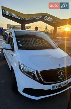 Мінівен Mercedes-Benz EQV 2020 в Кельменцях