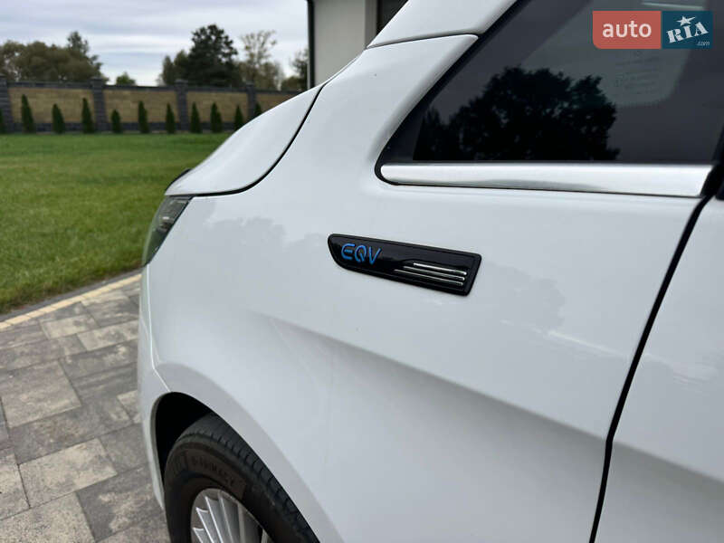 Минивэн Mercedes-Benz EQV 2021 в Тячеве