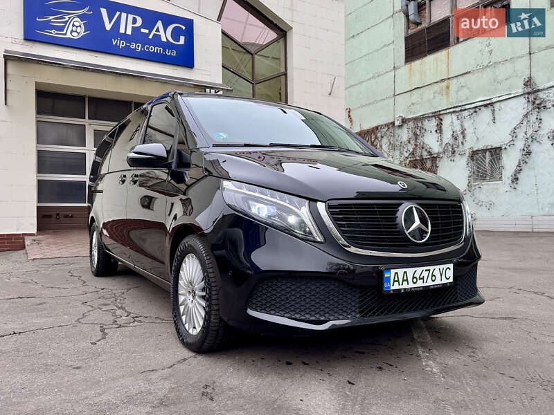 Минивэн Mercedes-Benz EQV 2023 в Киеве фото Минивэн Mercedes-Benz EQV 2023 в Киеве