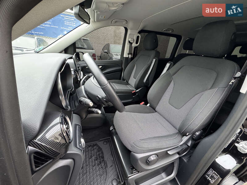 Минивэн Mercedes-Benz EQV 2023 в Киеве фото 15 Минивэн Mercedes-Benz EQV 2023 в Киеве