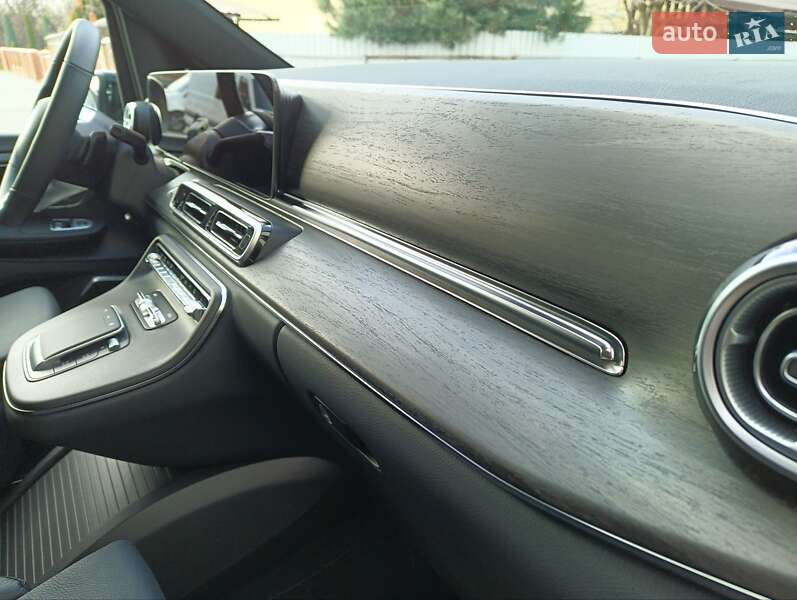 Мінівен Mercedes-Benz EQV 2024 в Коломиї