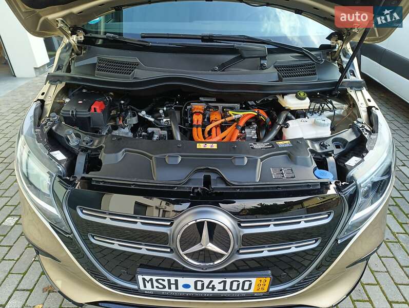 Мінівен Mercedes-Benz EQV 2024 в Коломиї