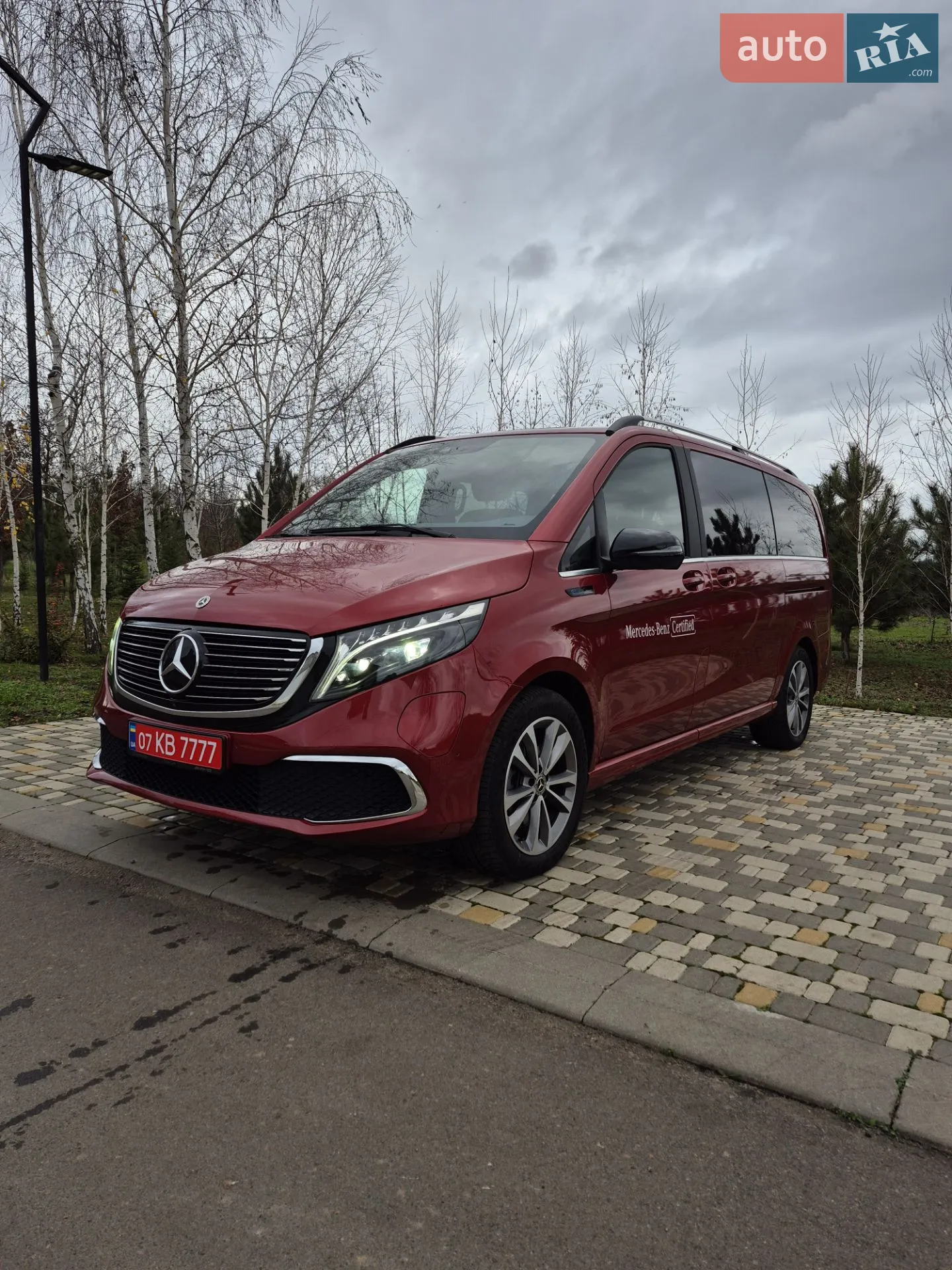 2021 Mercedes-Benz EQV - мініатюра 3