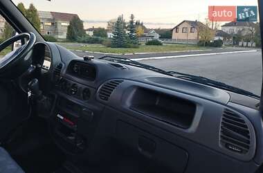 Мікроавтобус Mercedes-Benz eSprinter 2026 в  фото 2 Мікроавтобус Mercedes-Benz eSprinter 2026 в