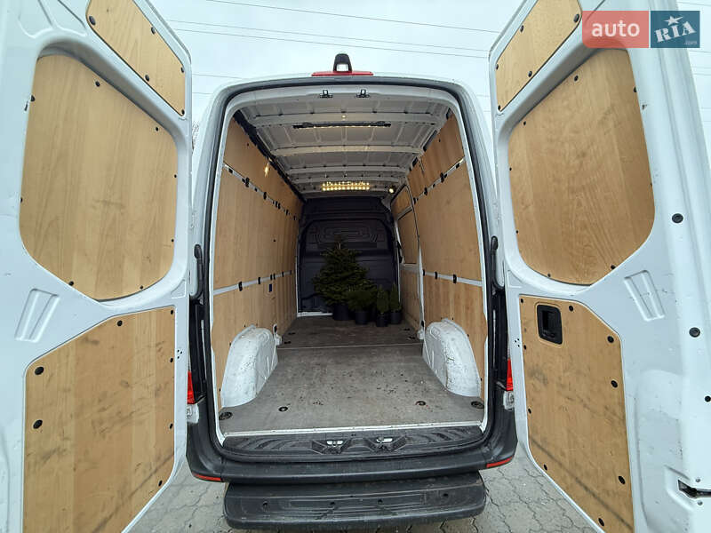 Грузовой фургон Mercedes-Benz eSprinter 2023 в Днепре