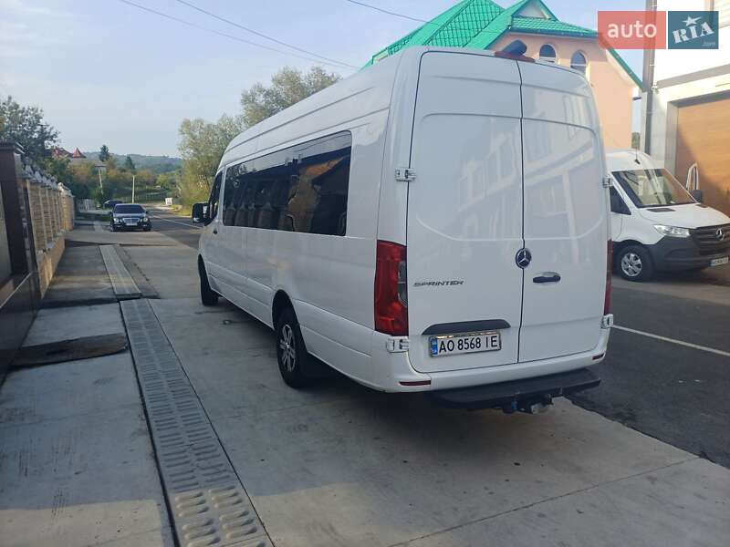 Микроавтобус Mercedes-Benz eSprinter 2020 в Тячеве