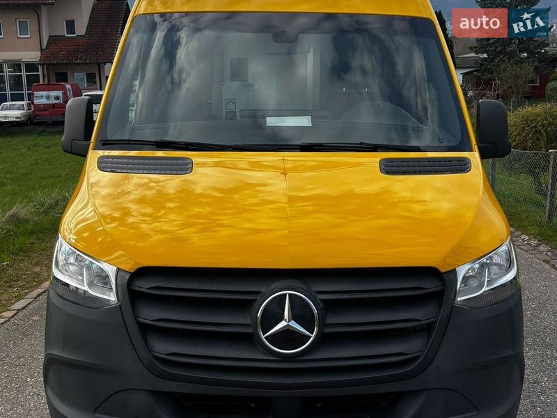 Mercedes-Benz eSprinter 2021