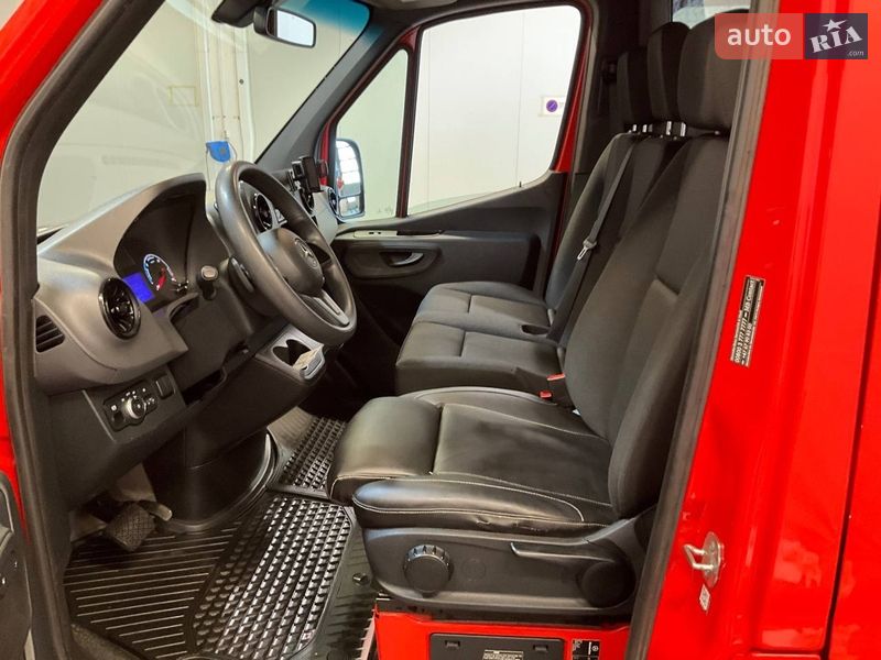 Грузовой фургон Mercedes-Benz eSprinter 2022 в Киеве фото 7 Грузовой фургон Mercedes-Benz eSprinter 2022 в Киеве