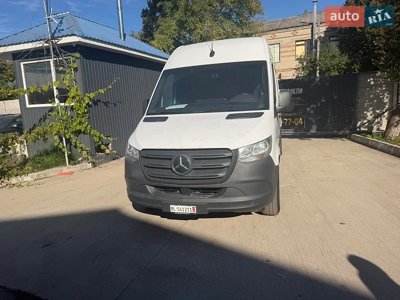 Mercedes-Benz eSprinter