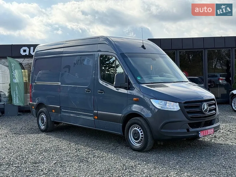 Mercedes-Benz eSprinter 2021