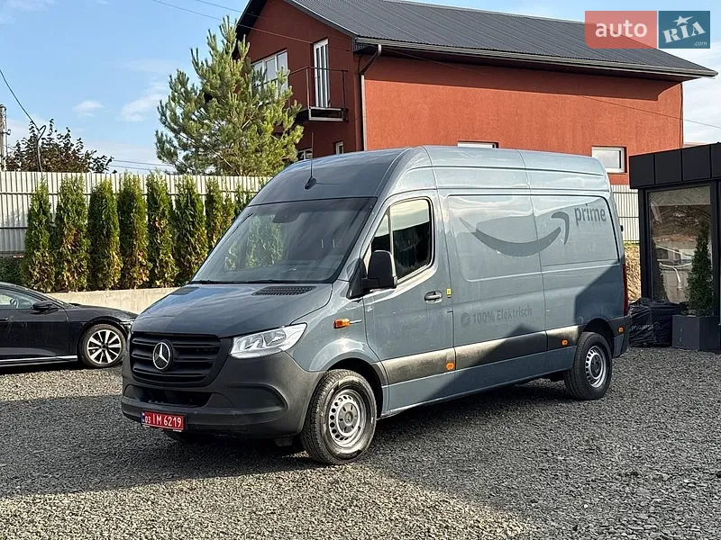 Mercedes-Benz eSprinter 2021