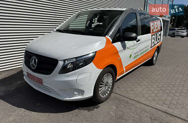 Мінівен Mercedes-Benz eVito 2022 в 