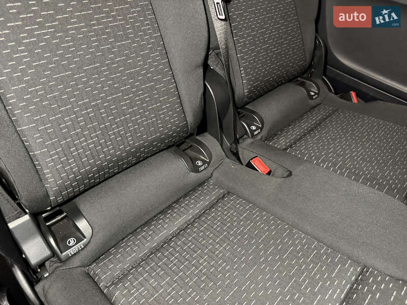 Минивэн Mercedes-Benz eVito 2021 в Тячеве