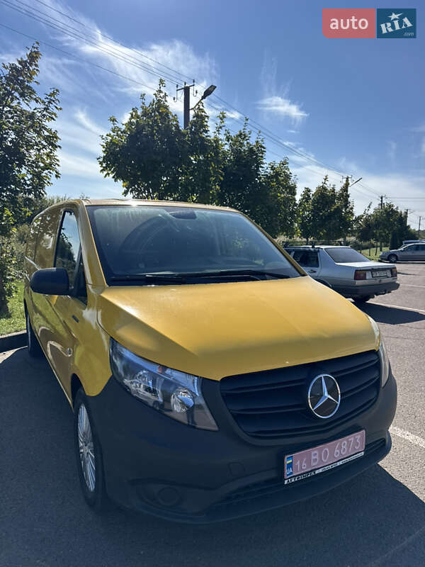 Mercedes-Benz eVito 2021