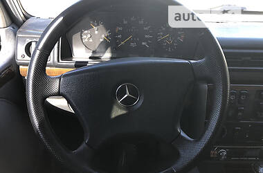 Позашляховик / Кросовер Mercedes-Benz G-Class 1990 в 