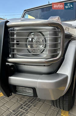 Внедорожник / Кроссовер Mercedes-Benz G-Class 2001 в 