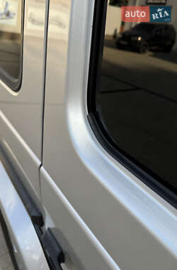 Внедорожник / Кроссовер Mercedes-Benz G-Class 2001 в 