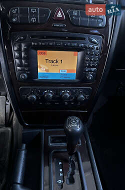 Внедорожник / Кроссовер Mercedes-Benz G-Class 2001 в 