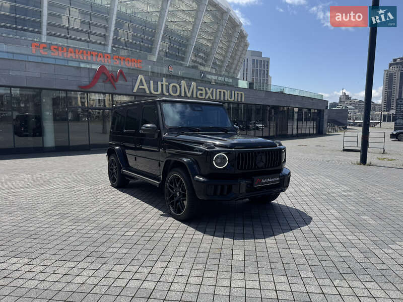 Mercedes-Benz G-Class 2024