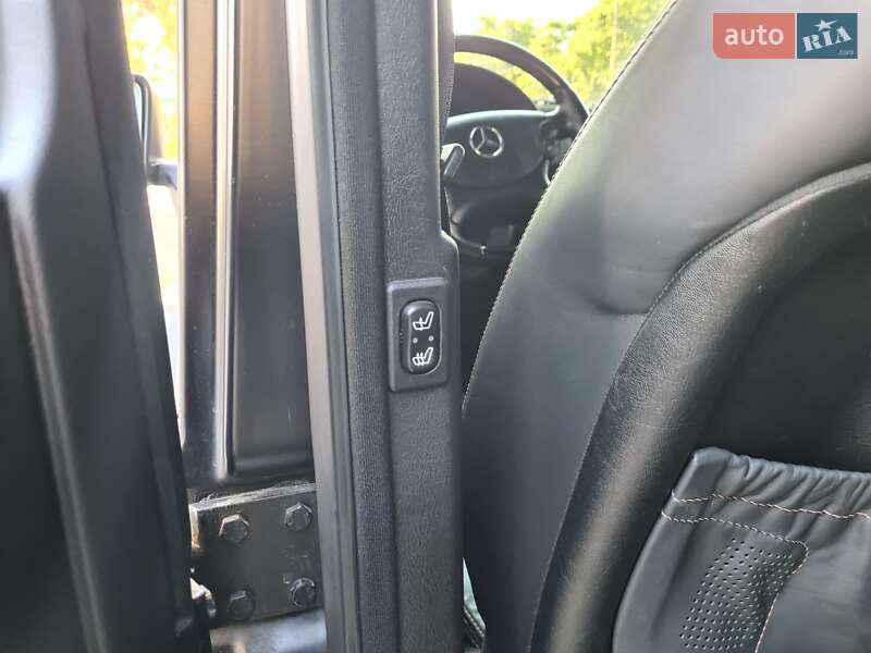 Позашляховик / Кросовер Mercedes-Benz G-Class 2009 в Києві