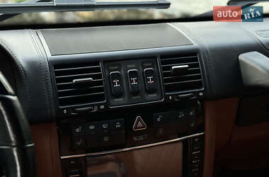 Внедорожник / Кроссовер Mercedes-Benz G-Class 2010 в 