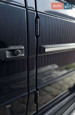 Внедорожник / Кроссовер Mercedes-Benz G-Class 2004 в 