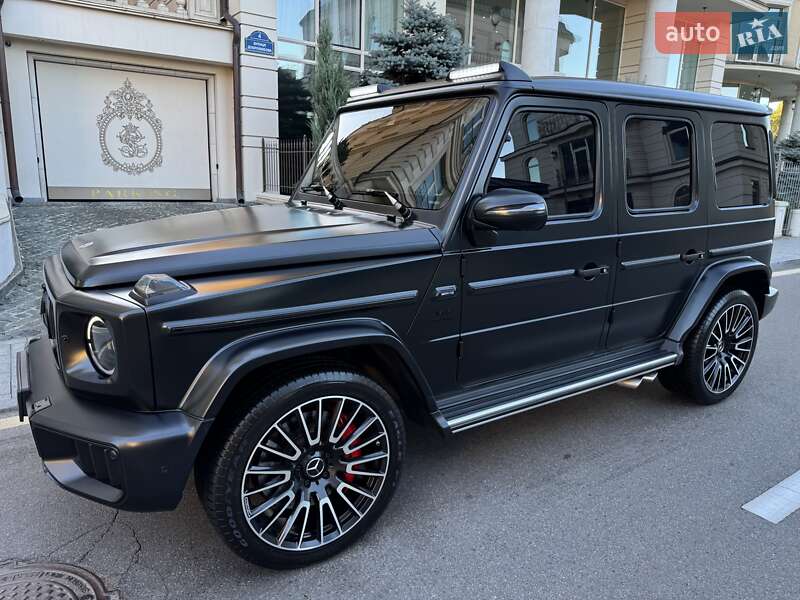 Mercedes-Benz G-Class 2023