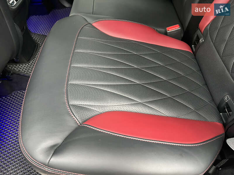 Позашляховик / Кросовер Mercedes-Benz G-Class 2019 в Києві