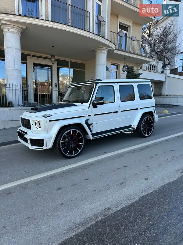 Mercedes-Benz G-Class