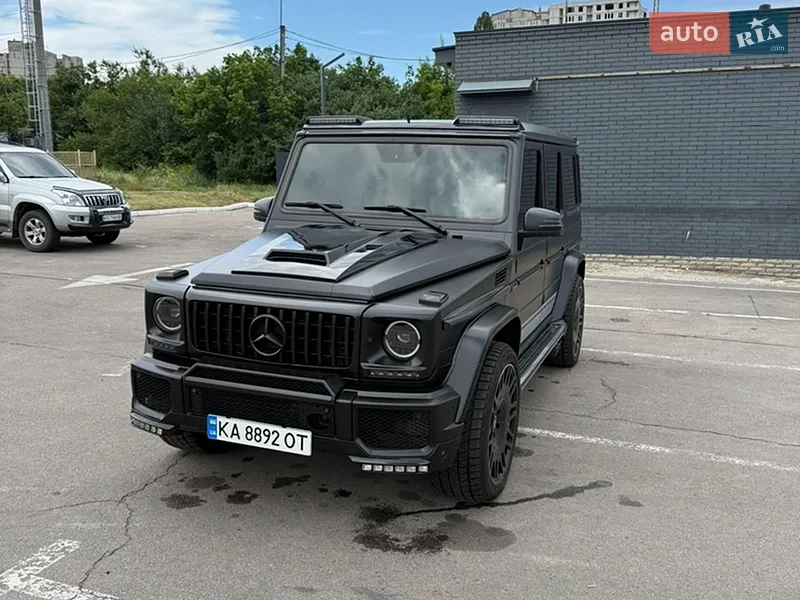 Mercedes-Benz G-Class