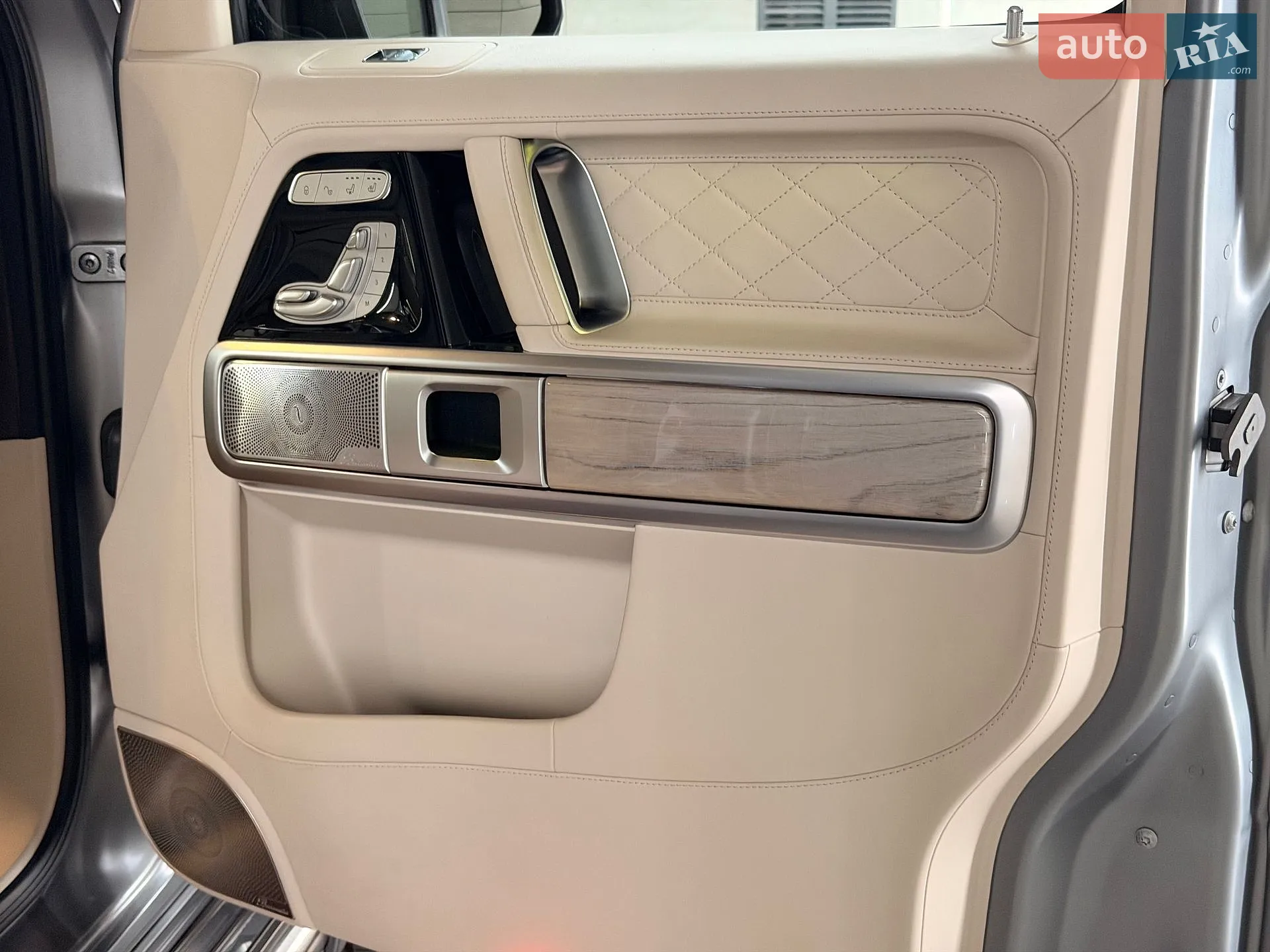 2023 Mercedes-Benz G-klasse - мініатюра 26