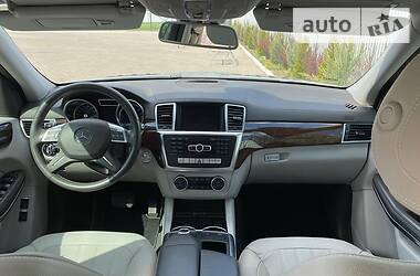 Позашляховик / Кросовер Mercedes-Benz GL-Class 2013 в 