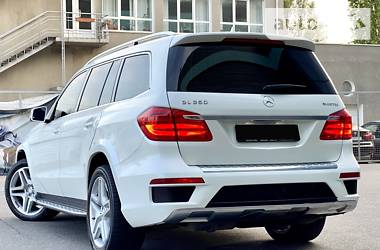 Позашляховик / Кросовер Mercedes-Benz GL-Class 2014 в 