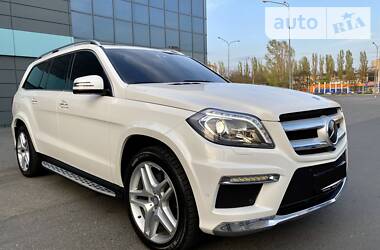 Позашляховик / Кросовер Mercedes-Benz GL-Class 2014 в 