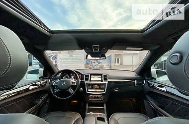 Позашляховик / Кросовер Mercedes-Benz GL-Class 2014 в 