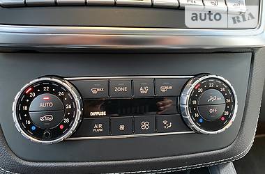 Позашляховик / Кросовер Mercedes-Benz GL-Class 2014 в 