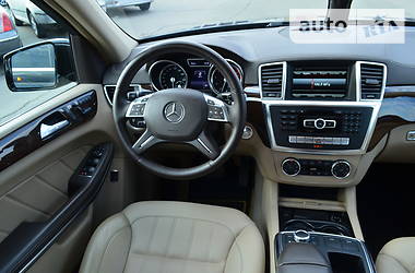 Позашляховик / Кросовер Mercedes-Benz GL-Class 2014 в 
